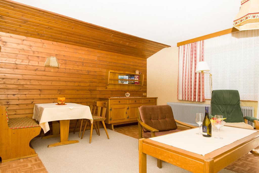 Gaestehaus Helga Scharnitz Room photo